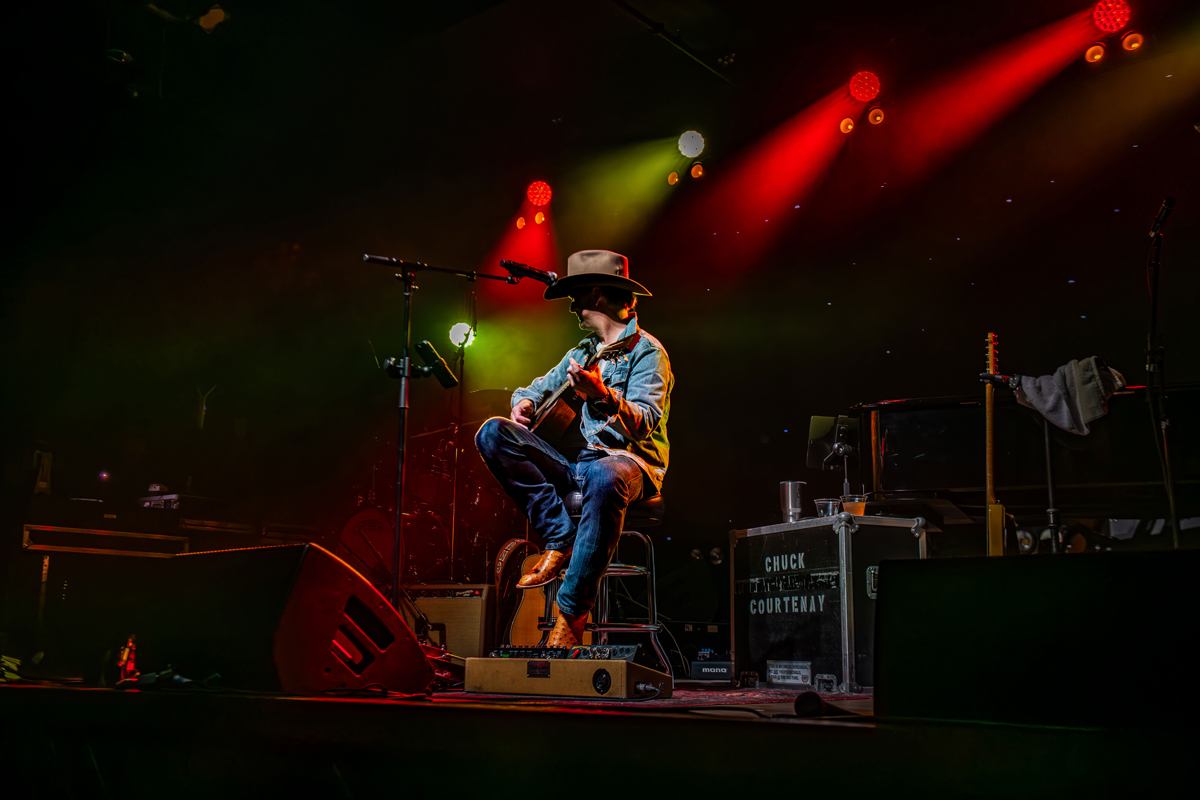 Savannah's District Live stage