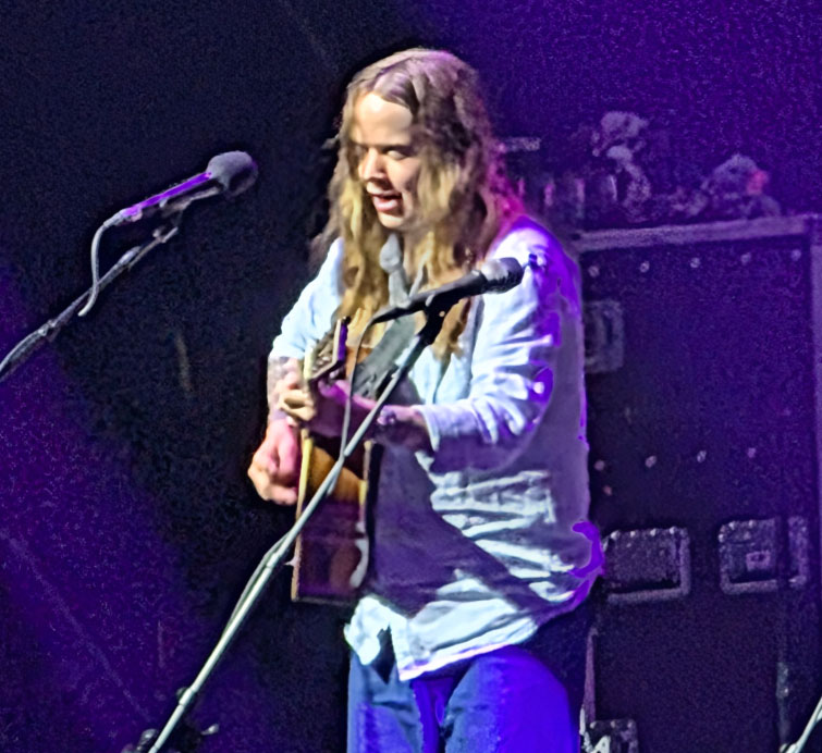 Billy Strings Turns Enmarket Arena Into a Bluegrass Revival
