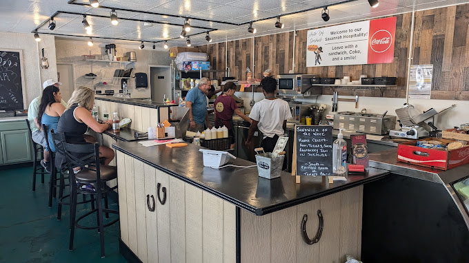 Anita Deli