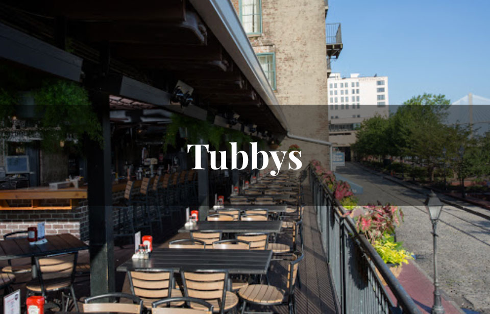 Tubby's Seafood River Street